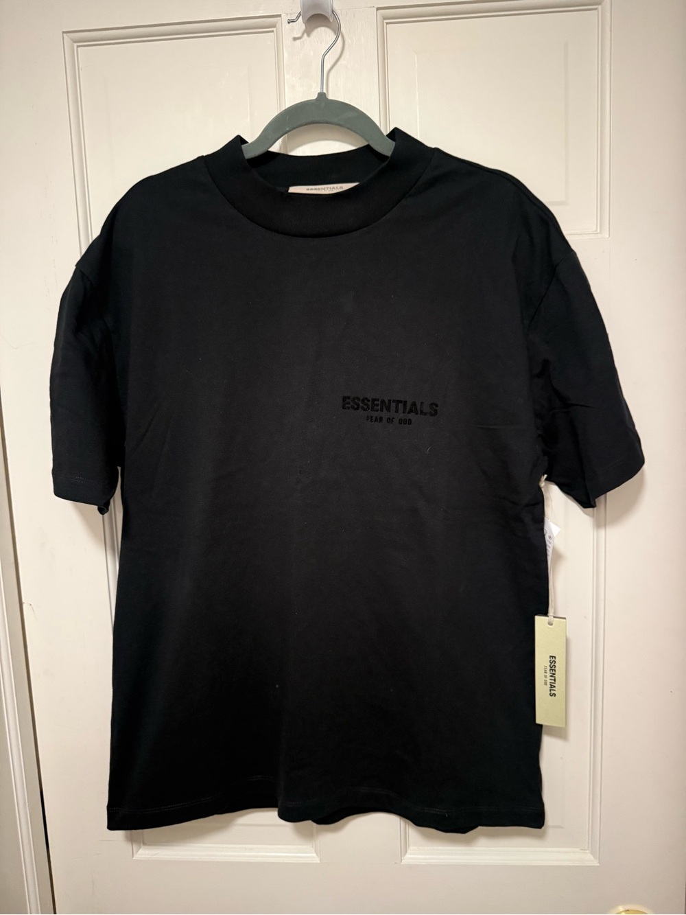 Fear of God Essentials Black Short Sleeve Logo Tee